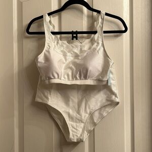 🆕 Cupshe Swimsuit #712